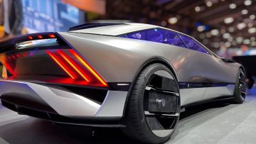 Top 10 Electric Cars 2023 | Futuristic New EVs